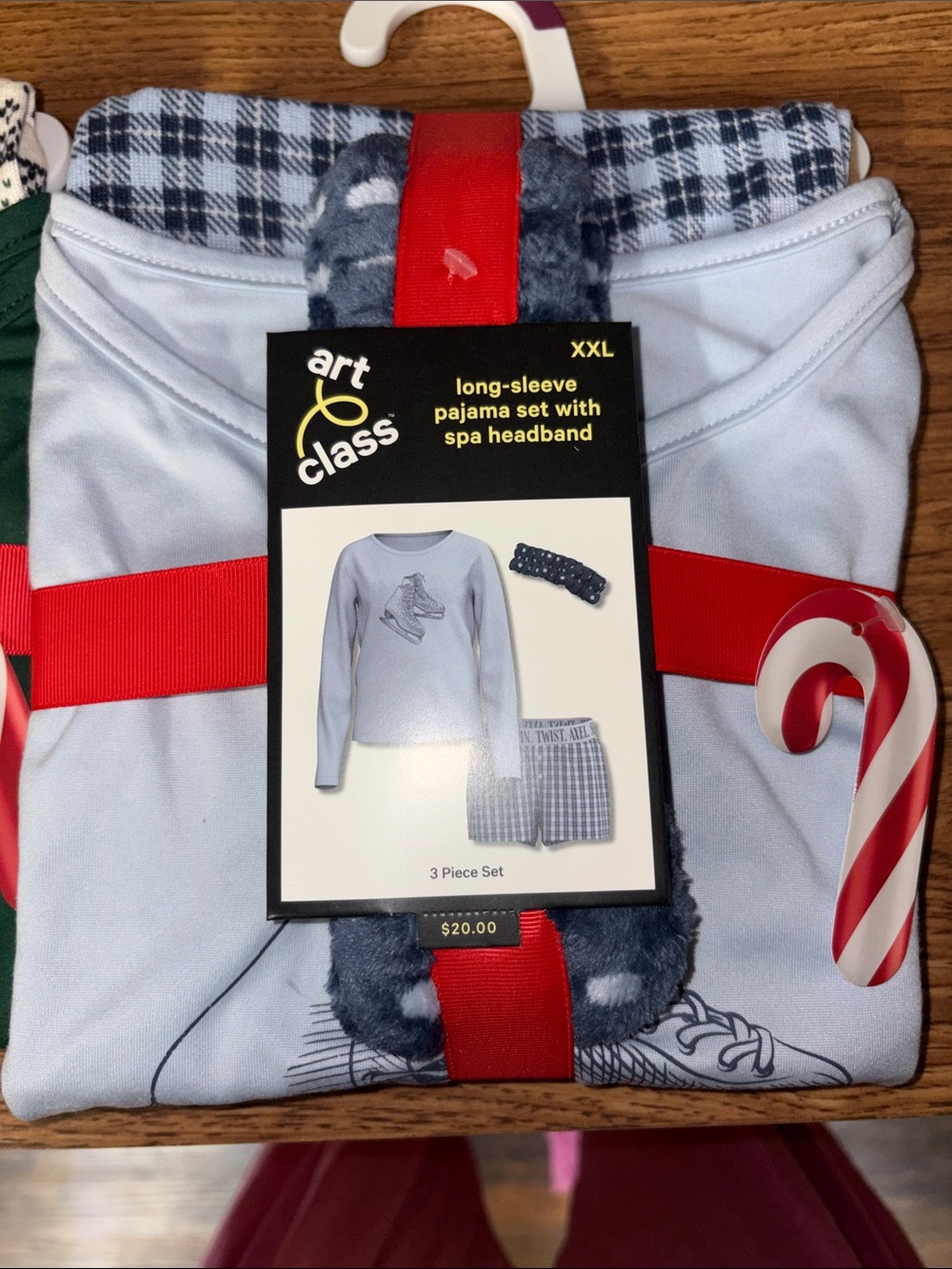 5/$10 art class Light Blue Long-Sleeve Top with Plaid Shorts and Navy Headband